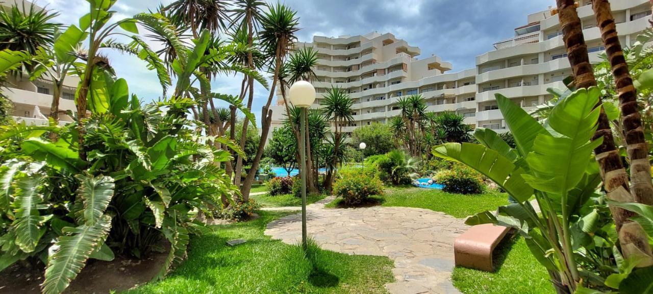 Benal Beach Vibe Benalmadena Bagian luar foto