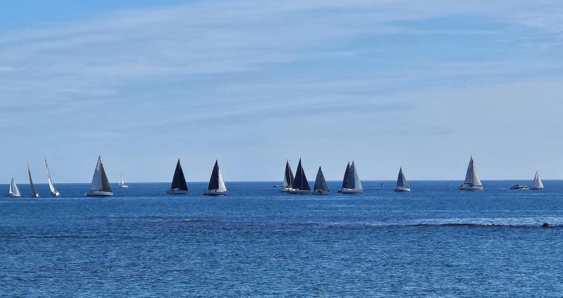 Benal Beach Vibe Benalmadena Bagian luar foto